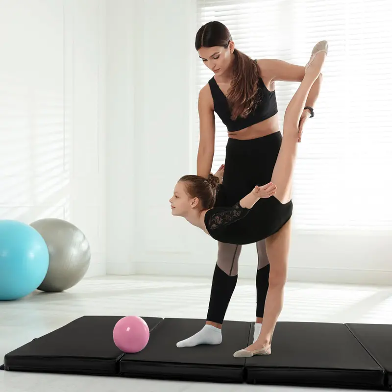 8' × 4' Folding Gymnastics Mat – 2-Inch Thick High-Density Foam with Hook-and-Loop Closure and Ergonomic Carry Handles 2
