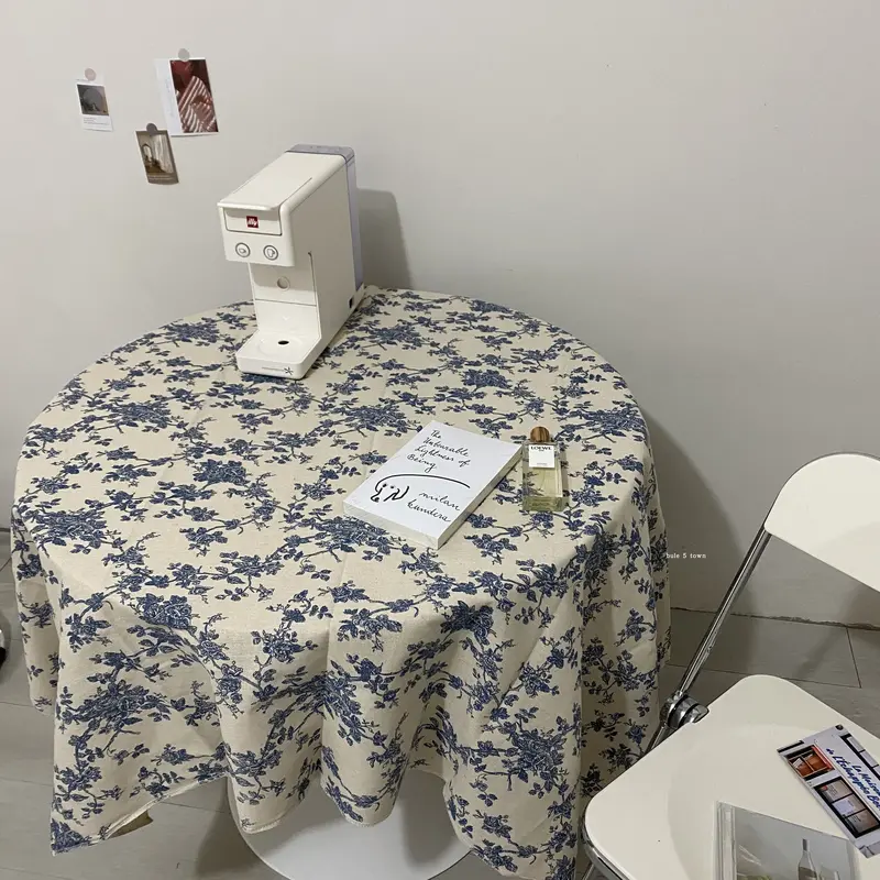 Blue Rose Floral Cotton-Linen Tablecloth – Romantic Vintage Picnic & Indoor Dining Essential with Soft Texture and Timeless Pattern